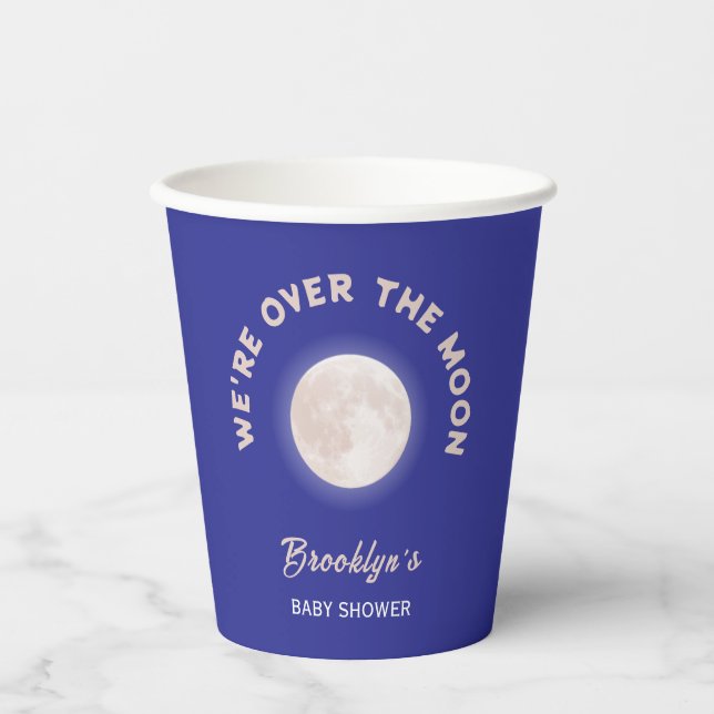 Wir sind über dem Mond Baby Duwer Fun Gender Neutr Pappbecher (Vorderseite)