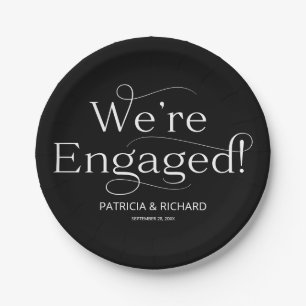Wir sind Verlobte Engagement Party Black Pappteller