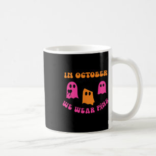 Wir tragen Pink Pumpkin Ghost Halloween Brustkrebs Kaffeetasse