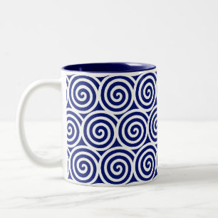 Wirbel Spiral Kreise auf Blau und Weiß Zweifarbige Tasse