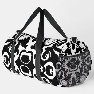 Wirbelndes Muster in Schwarz und Weiß Duffle Bag