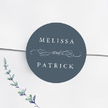 Wirble und Script-Wedding Black & White Runder Aufkleber<br><div class="desc">Für eine weiter gehende Anpassung dieses Designs klicken Sie bitte auf den BUTTON BLAU DESIGN TOOL oben!</div>