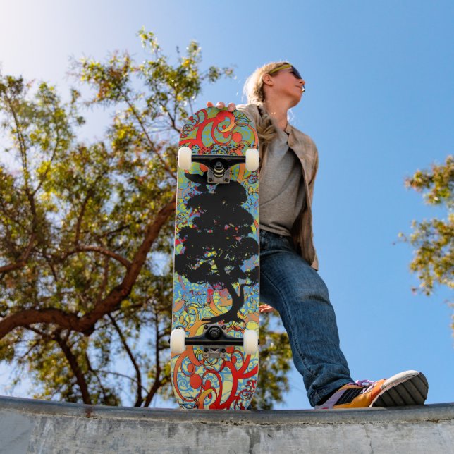 Wirbler Baum mit Vögeln Skateboard (Außenbereich 1)