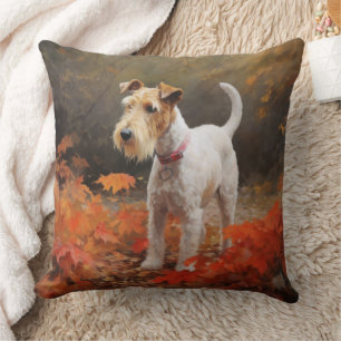 Wirefox Terrier im Herbstlaub Fall Inspiriert Kissen