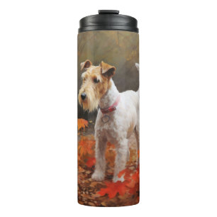 Wirefox Terrier im Herbstlaubfall inspiriert Thermosbecher