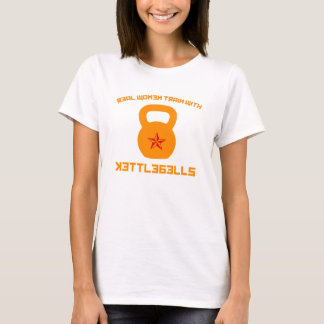 Wirkliche Frauen-Zug mit Kettlebells T-Shirt