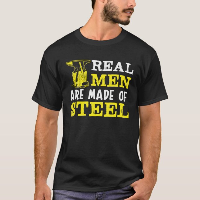 Wirkliche Männer werden von den T-Shirt (Vorderseite)