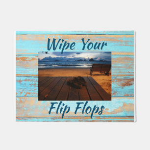 Wischen Sie Ihre Flip Flops Türmatte ab