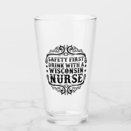 Wisconsin trinken mit einem Bier-Nurse-Glas Glas