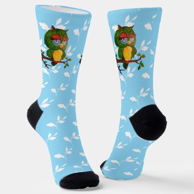 Wise Old Owl Sitting On A Tree Branch Socken (Von Creator hochgeladen)