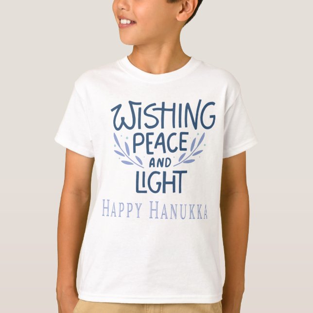 Wishing peace and light Happy Hanukkah T-Shirt (Vorderseite)