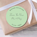 Wishing You Riches From The New Mr Mrs Wedding Bag Runder Aufkleber<br><div class="desc">Wishing You Riches From The New Mr Mrs Wedding Bag Classic Round Sticker</div>