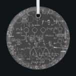 Wissenschaftliche Formeln: Chalkboard-Berechnungsm Ornament Aus Glas<br><div class="desc">Physikalische Formeln, Grafiken und wissenschaftliche Berechnungen auf der Tafel. Vintages, handgezeichnetes Illustrationslabor - nahtlos zusammenführen von Kunst und Wissenschaft in einem Labrador-Bildmuster auf der Tafel. Chalkboard Gleichungen fließen, Wissenschaft in jeder Linie. wissenschaftliche, Labor, Physik, Gleichung, zeichn, Kreide, Mathematik, Symbol, Dekoration, Wissenschaft, Code, Muster, Tafel, Hintergrund, Illustration, Dekoration, Bildung, Grün, Linie,...</div>