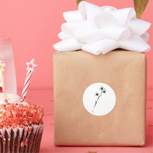 Witch Hazel Inspired Ink Botanical Art on  Runder Aufkleber (Party)