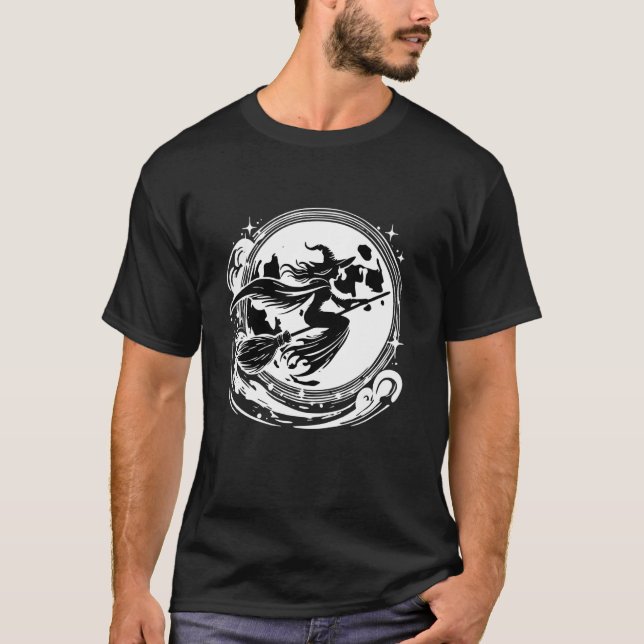 Witch On Broom With Full Moon Funny Design for Hal T-Shirt (Vorderseite)