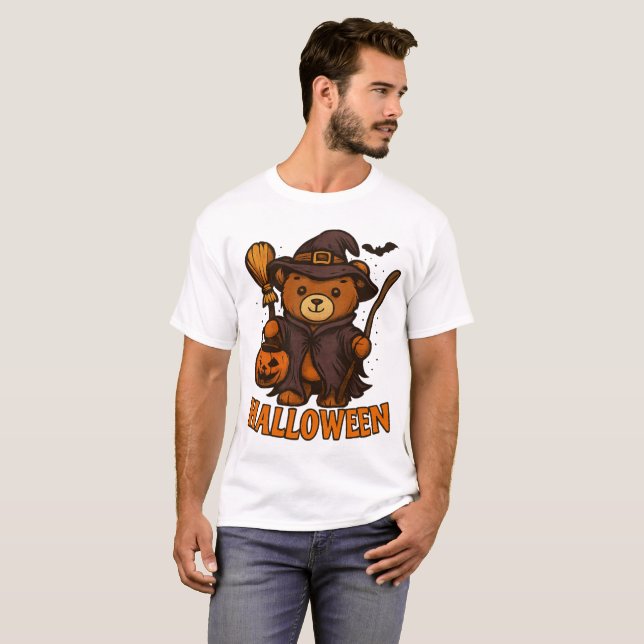 Witchy Bear Halloween Tee🧙‍♀️🧙‍♀️ T-Shirt (Vorne ganz)