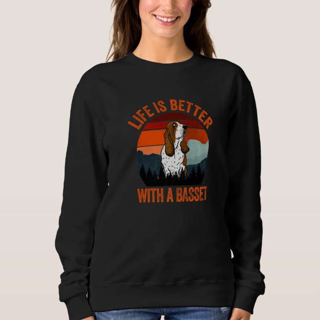 With A Basset Vintage Distressed Country Dog Sweatshirt (Vorderseite)