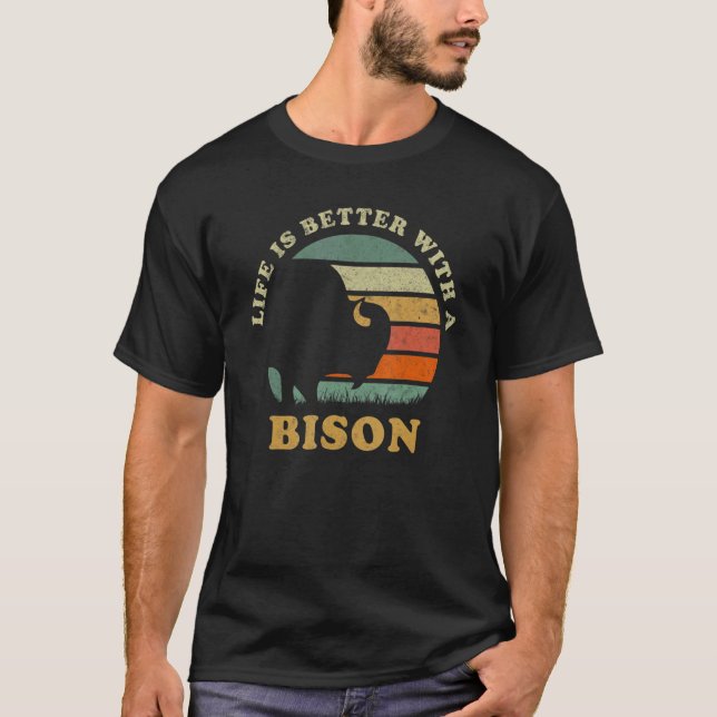 With A Bison Native American Indian Buffalo T-Shirt (Vorderseite)