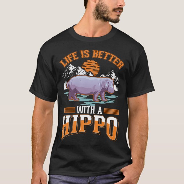 with a Hippo T-Shirt (Vorderseite)