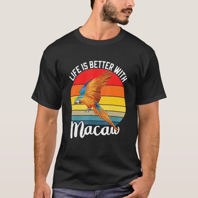 With Scarlet Macaw Colourful Parrot Bird T-Shirt (Vorderseite)