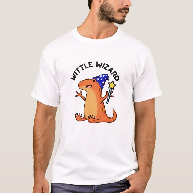 Wittle Wizard Funny Lizard Pun T-Shirt (Vorderseite)