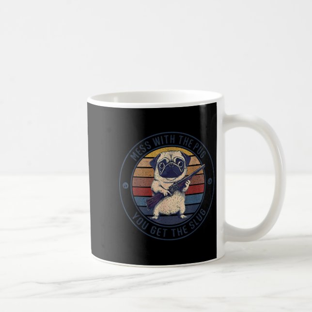 Witziger Mops mit Waffen - Chaos mit dem Mops, den Kaffeetasse (Rechts)