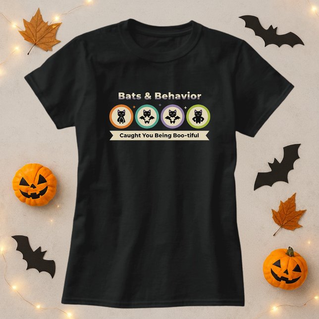 Witziges Halloween-Shirt; Fledermäuse & Behavior T-Shirt (Von Creator hochgeladen)