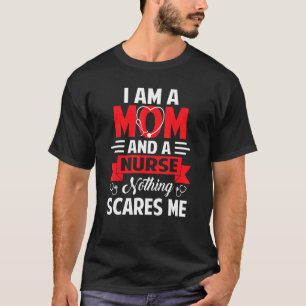 Witziges Zitat, ich bin eine Mama und eine Kranken T-Shirt