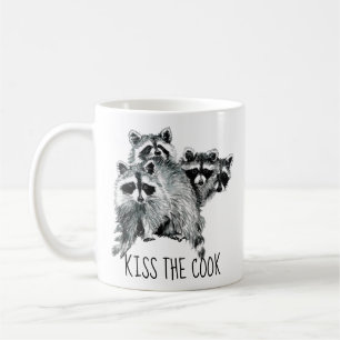 Witziges Zitat Kiss the Cook Niedliche Raccoons, T Kaffeetasse