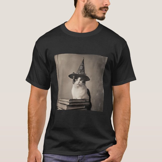 Wizard Cat Weird Funny Halloween Cat Meme T-Shirt (Vorderseite)