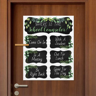 Wo befindet sich das Türschild des Beraterbüros? Poster