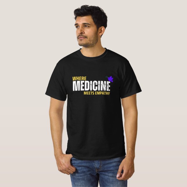 Wo Medizin Empathie trifft T-Shirt (Vorne ganz)