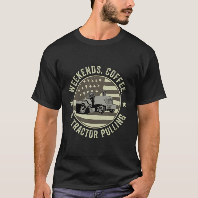 Wochenenden Kaffee- und Traktorpulli T-Shirt (Vorderseite)