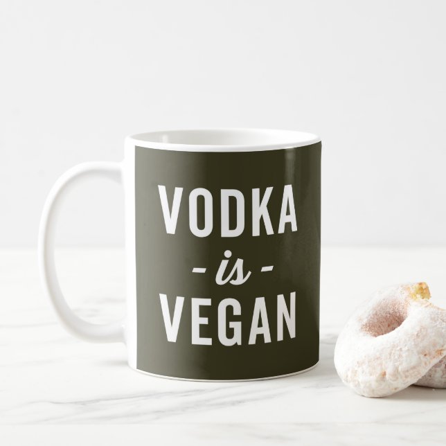 Wodka ist veganes lustiges Zitat Kaffeetasse (Mit Donut)