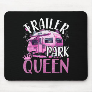 Wohnwagenkönigin Lustiger Camping Rosa Wohnwagen C Mousepad