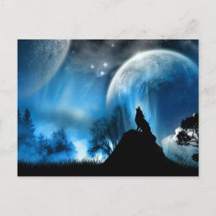 Wolf, der auf 2 Monate Postkarte wirft