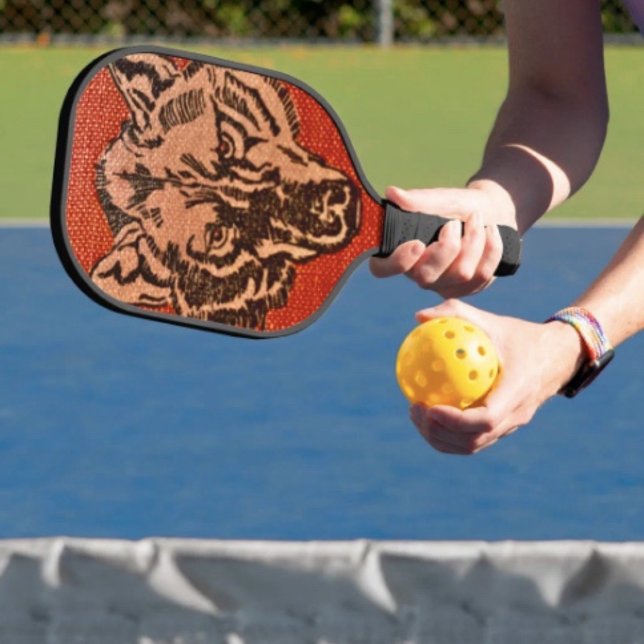 Wolf Head on Red Pickleball Schläger (Wolf Head on Red  Design pickleball paddle hand wrapped grip honeycomb core. 8 oz weight. )