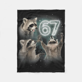 Wolf heult den Mond an 67 6 7 Halloween 67 Wolf  Fleecedecke