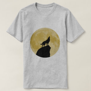 Wolf Howling am Mond T-Shirt