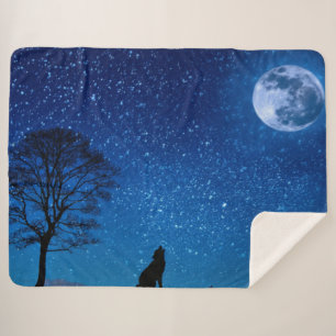 WOLF HOWLING AUF DEM MOND SHERPADECKE