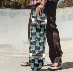 Wolf Howling beim Moon-Muster-Design Skateboard