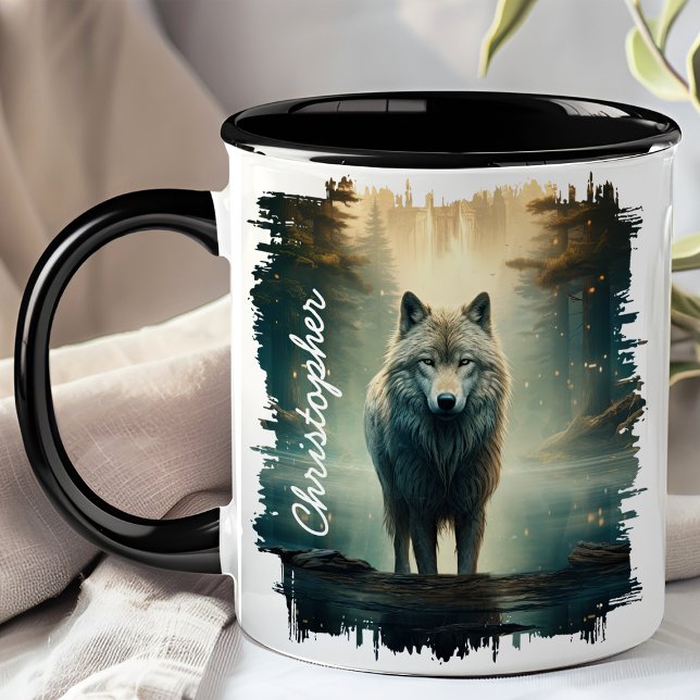 Wolf im nebligen Wald  Tasse (Von Creator hochgeladen)