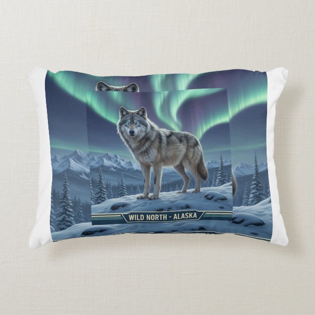 Wolf 🐺 ❄️ | Northern Lights Wohngestaltung 🌌 Dekokissen (Vorderseite)