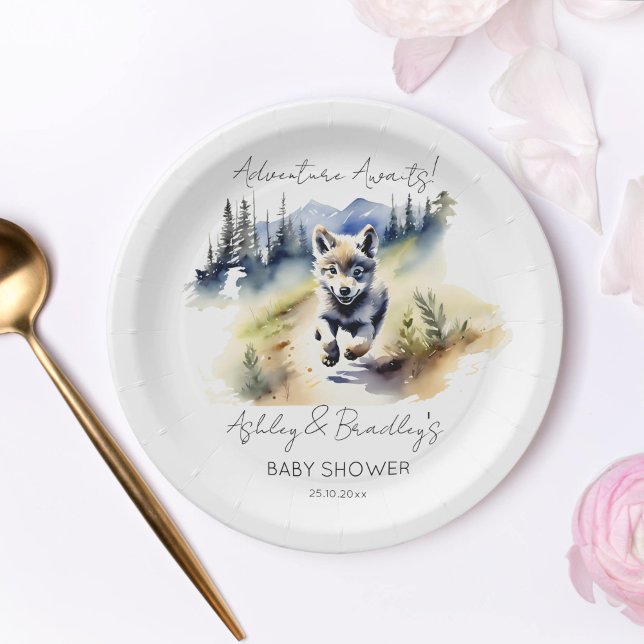Wolf-Themenabenteuer erwartet Baby-Duschgeschirr Pappteller (Wolf themed adventure awaits baby shower tableware personalized paper plates watercolor wolf cub)