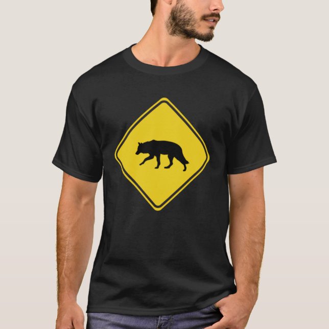 Wolf überquert Sign Xing Wolves T-Shirt (Vorderseite)