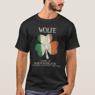 Wolfe Familienname Irland Irish House of shen T-Shirt