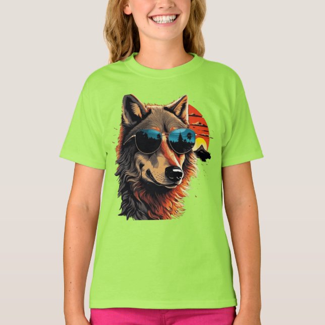 Wolfshund mit Sonnenbrille im Sonnenuntergang Idee T-Shirt (Vorderseite)