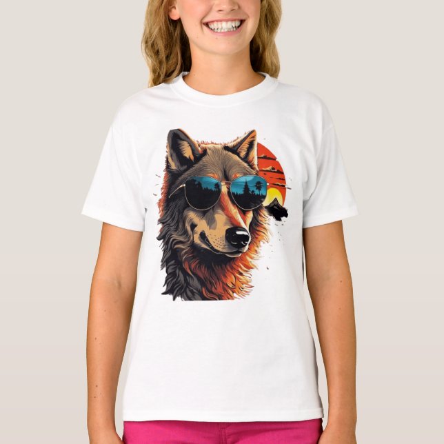 Wolfshund mit Sonnenbrille im Sonnenuntergang Idee T-Shirt (Vorderseite)