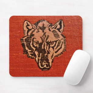 Wolfskopf auf Rot Mousepad