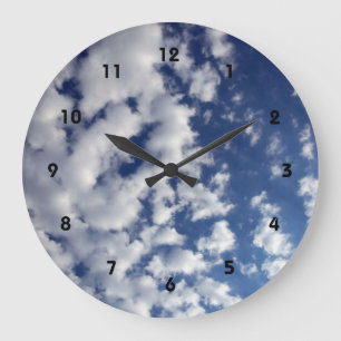 Wolken auf blauem Himmel Große Wanduhr